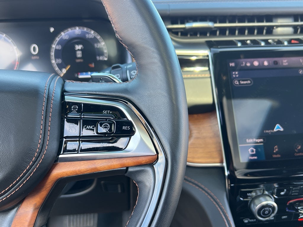 2022 Jeep Grand Cherokee Summit Reserve