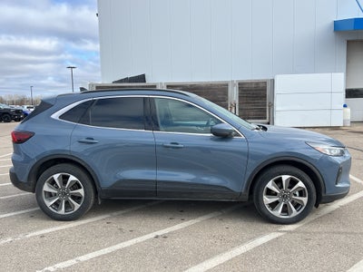 2025 Ford Escape Platinum