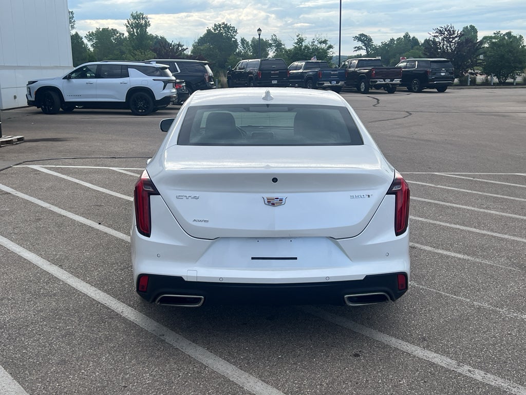 2024 Cadillac CT4 Luxury