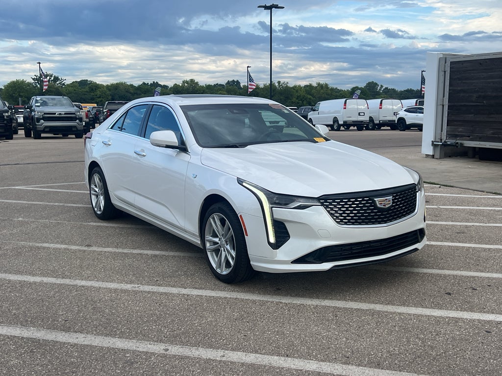 2024 Cadillac CT4 Luxury