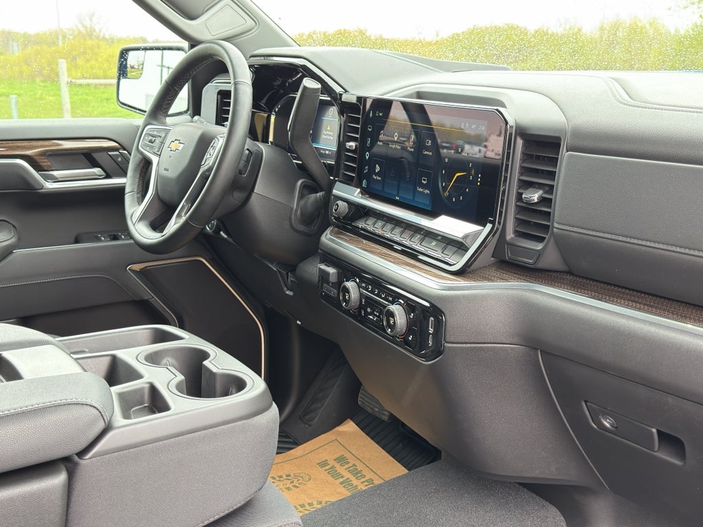2025 Chevrolet Silverado 1500 LT (2FL)