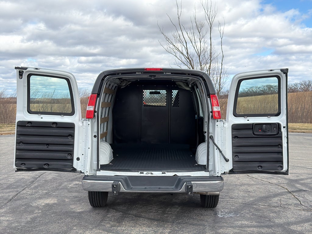 2024 Chevrolet Express Cargo 2500 WT