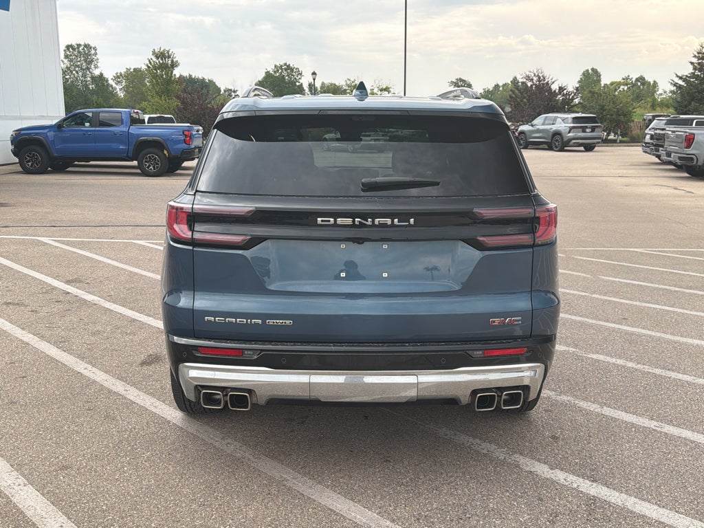 2026 GMC Acadia Denali