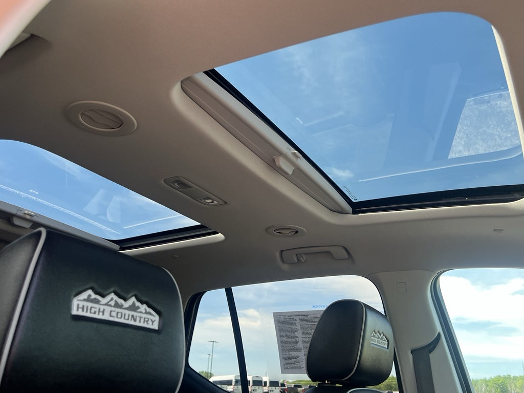 2020 Chevrolet Traverse High Country