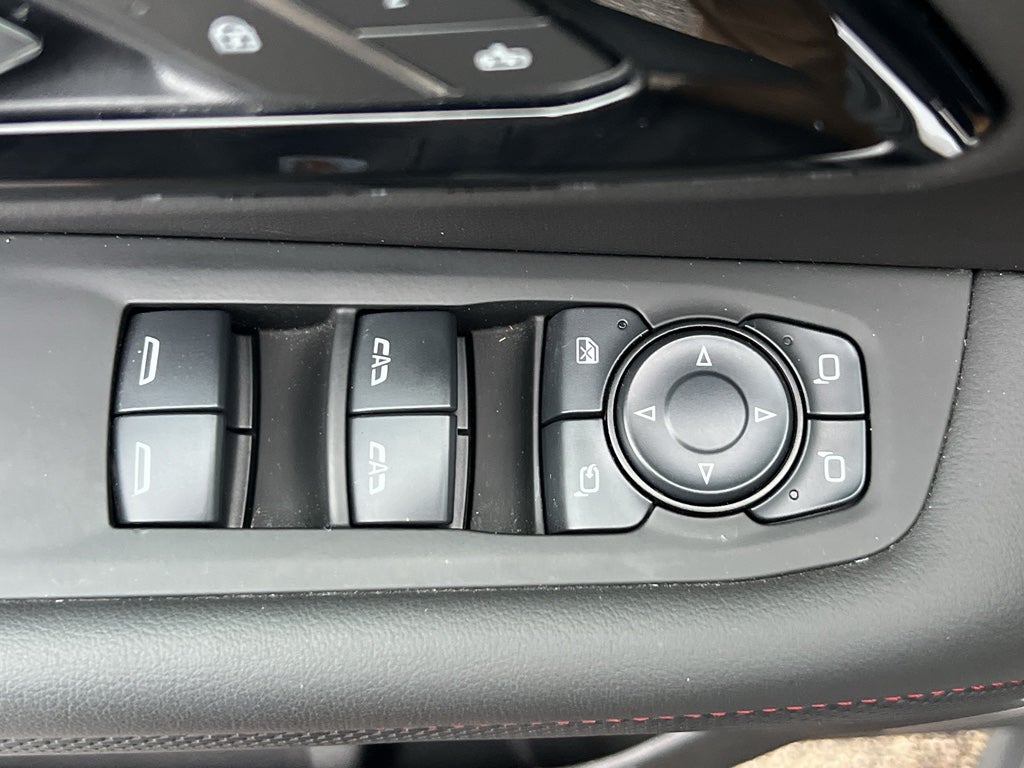 2025 Chevrolet Suburban RST