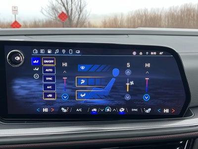 2025 Chevrolet Suburban RST