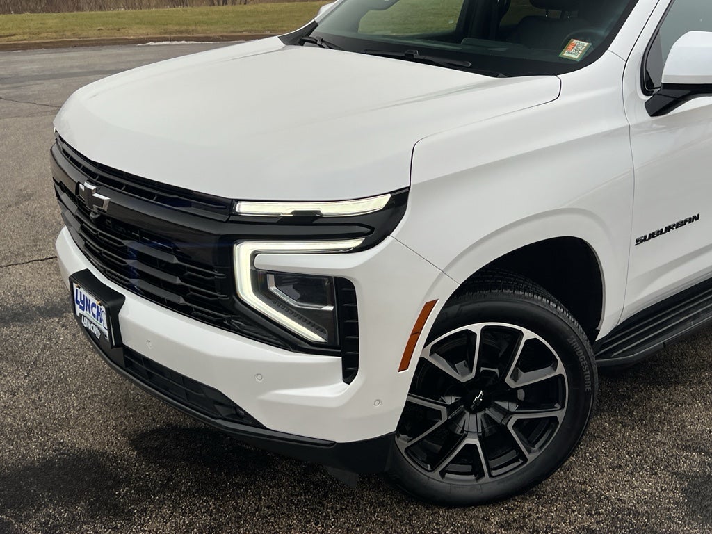 2025 Chevrolet Suburban RST