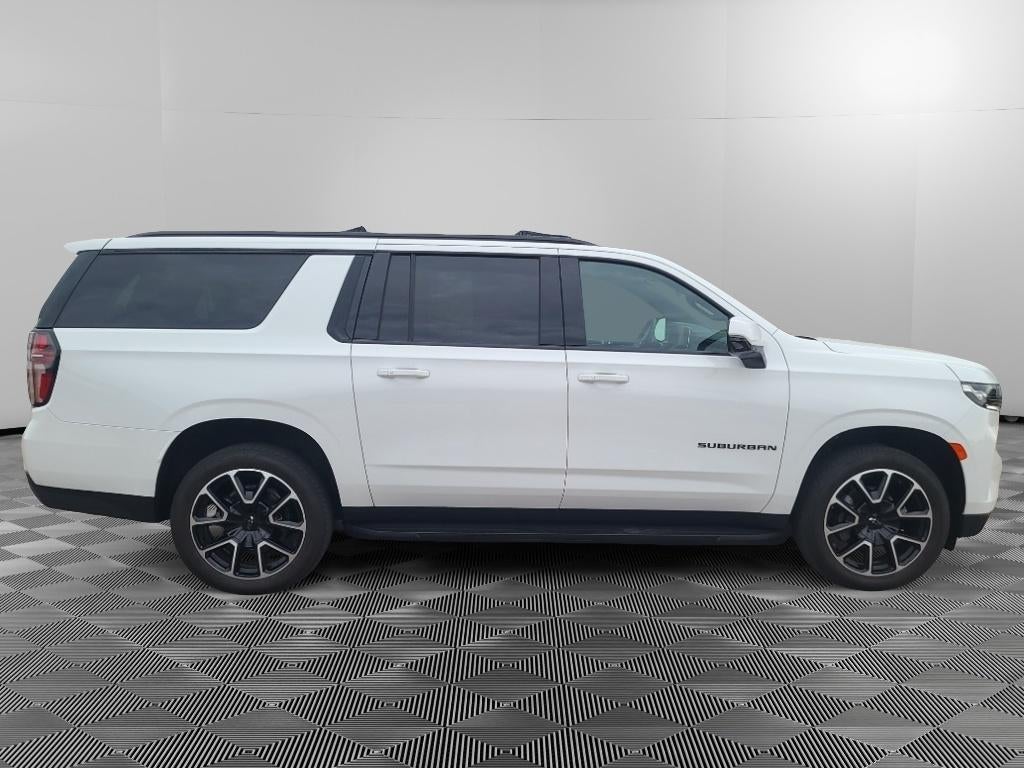 2024 Chevrolet Suburban RST