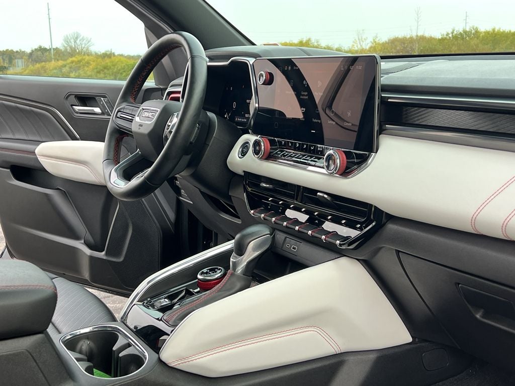 2023 GMC Canyon AT4X