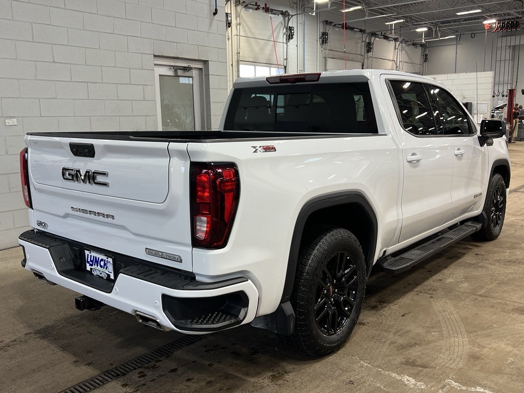 2025 GMC Sierra 1500 Elevation