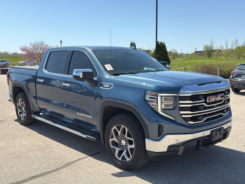 2024 GMC Sierra 1500 SLT