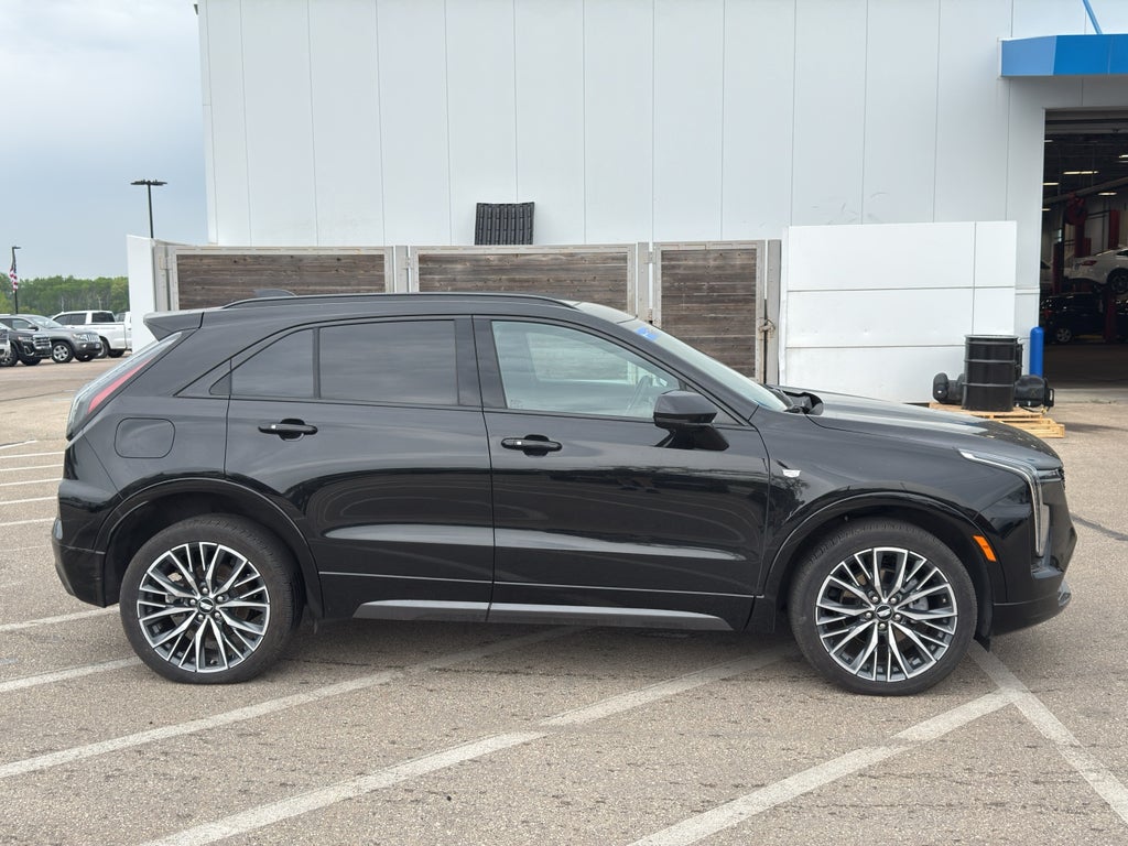 2024 Cadillac XT4 Sport