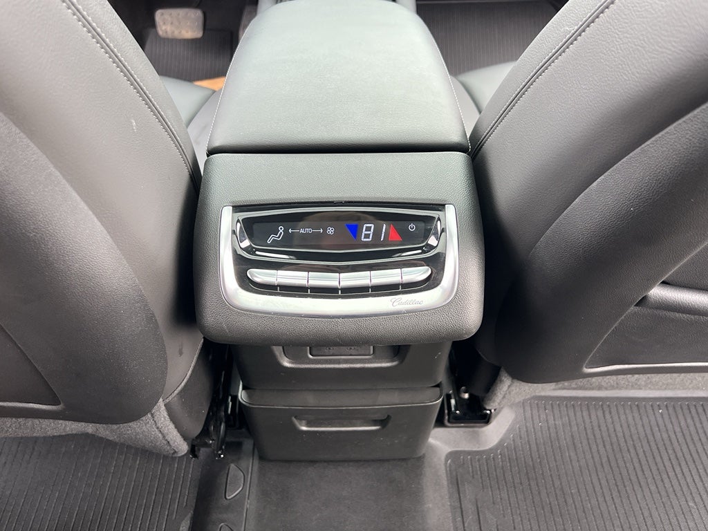 2024 Cadillac XT6 Luxury