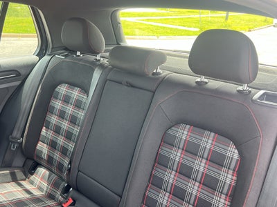 2017 Volkswagen Golf GTI S