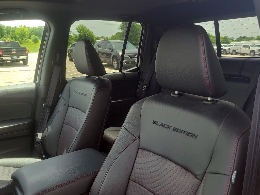 2025 Honda Ridgeline Black Edition