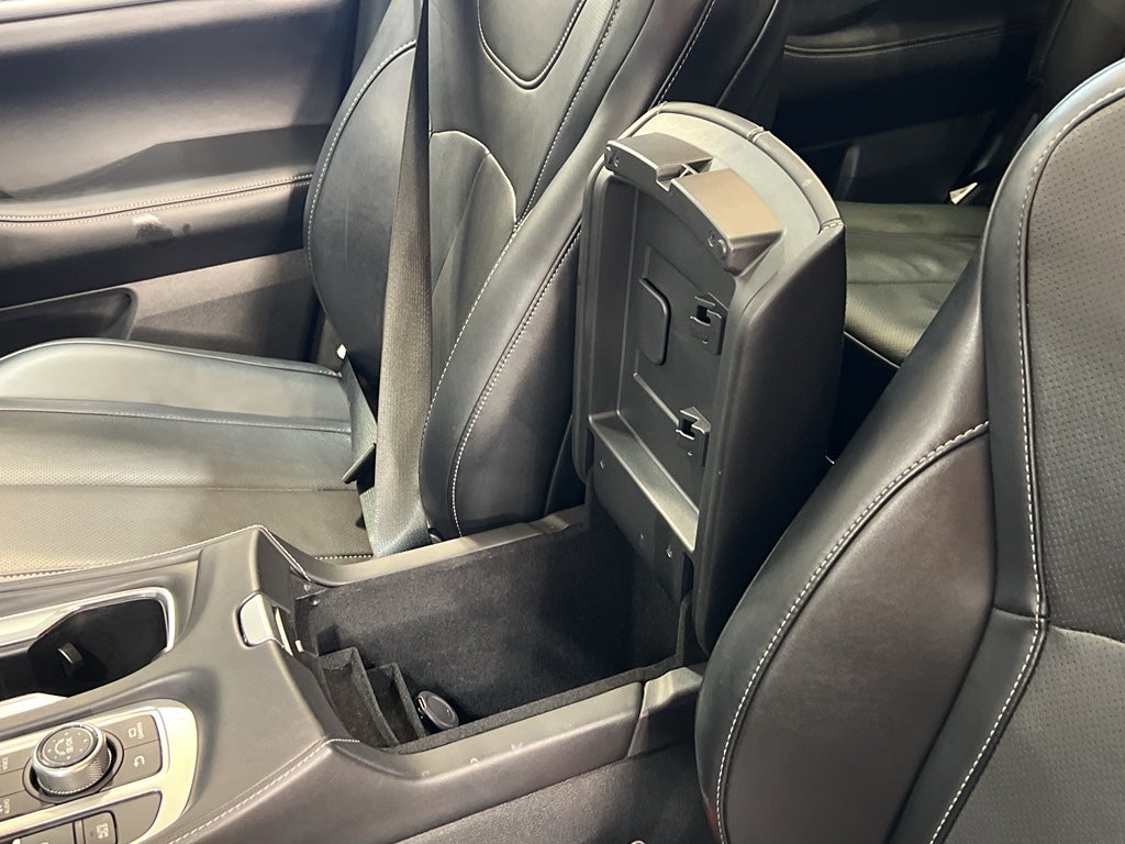 2024 INFINITI QX60 LUXE