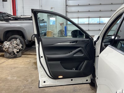 2024 INFINITI QX60 LUXE