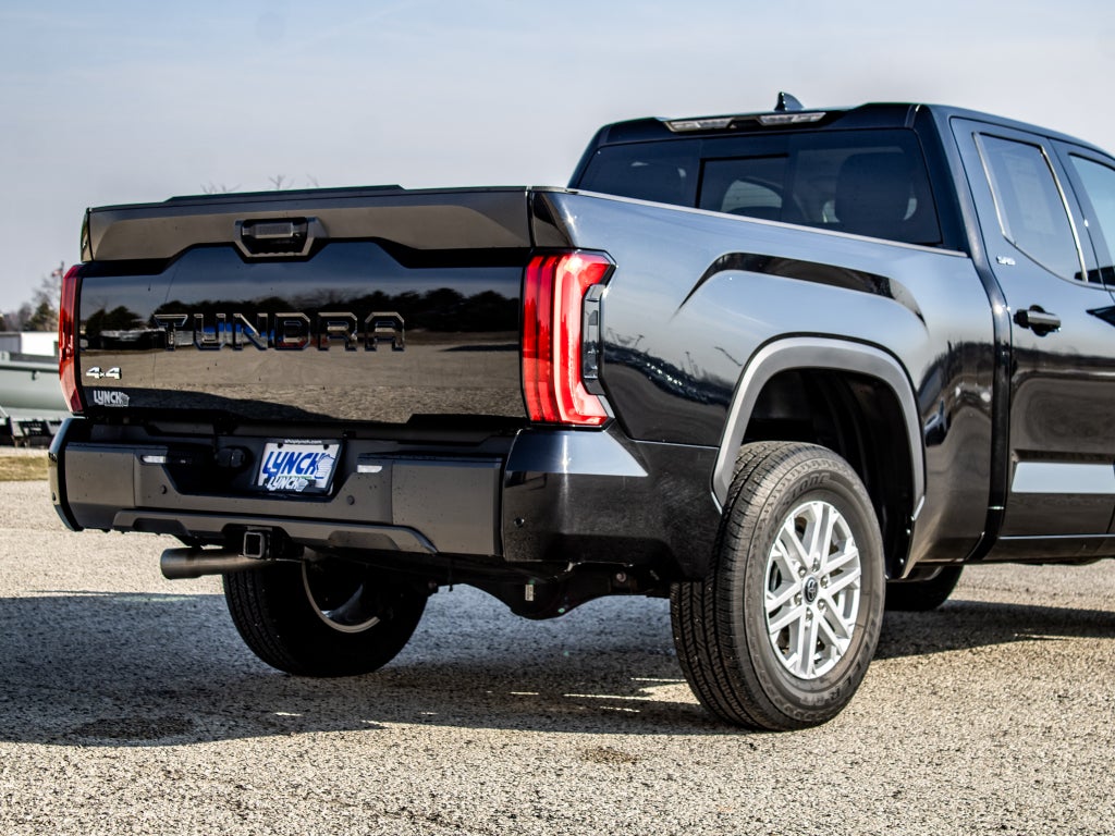2023 Toyota Tundra 4WD SR5
