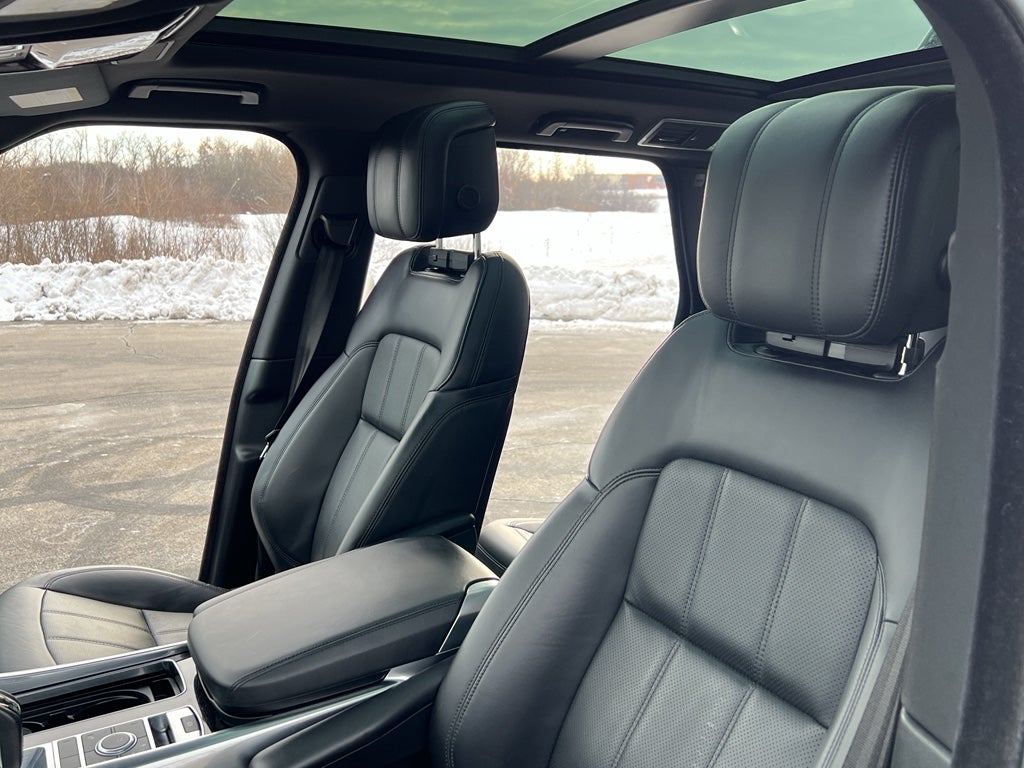 2021 Land Rover Range Rover Sport HSE Silver Edition