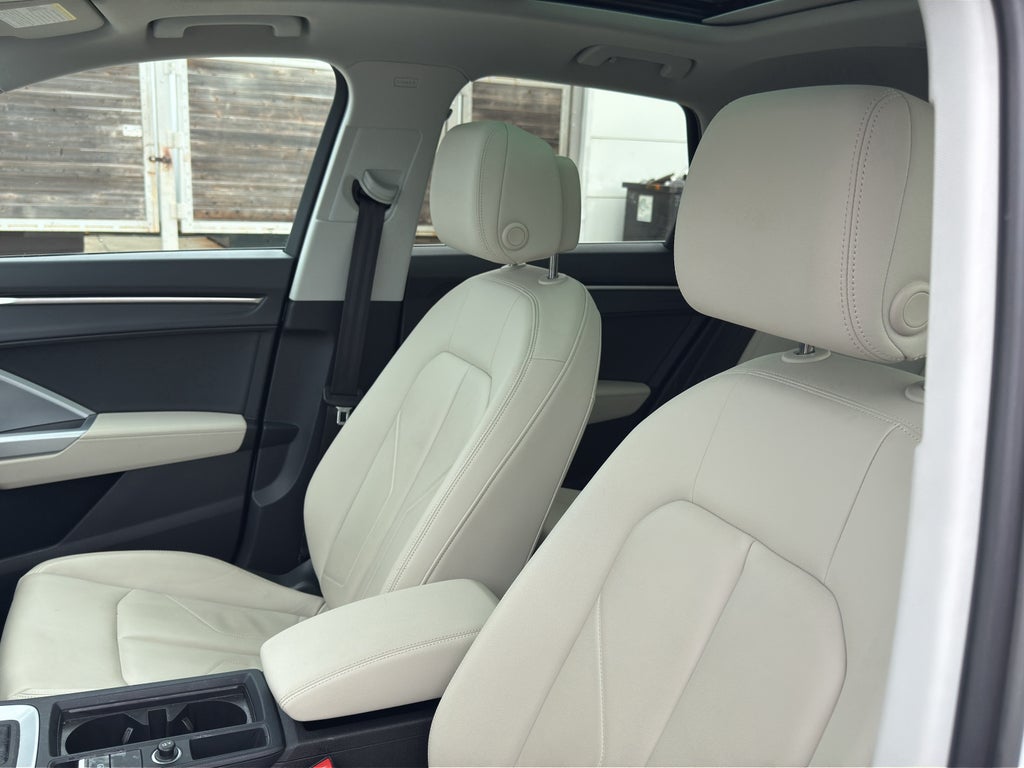 2024 Audi Q3 S line Premium