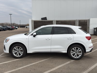 2024 Audi Q3 S line Premium