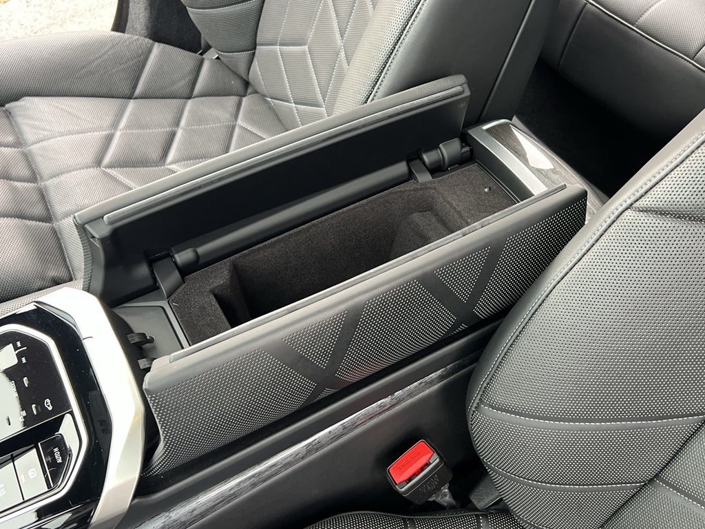 2023 BMW 7 Series 760i xDrive