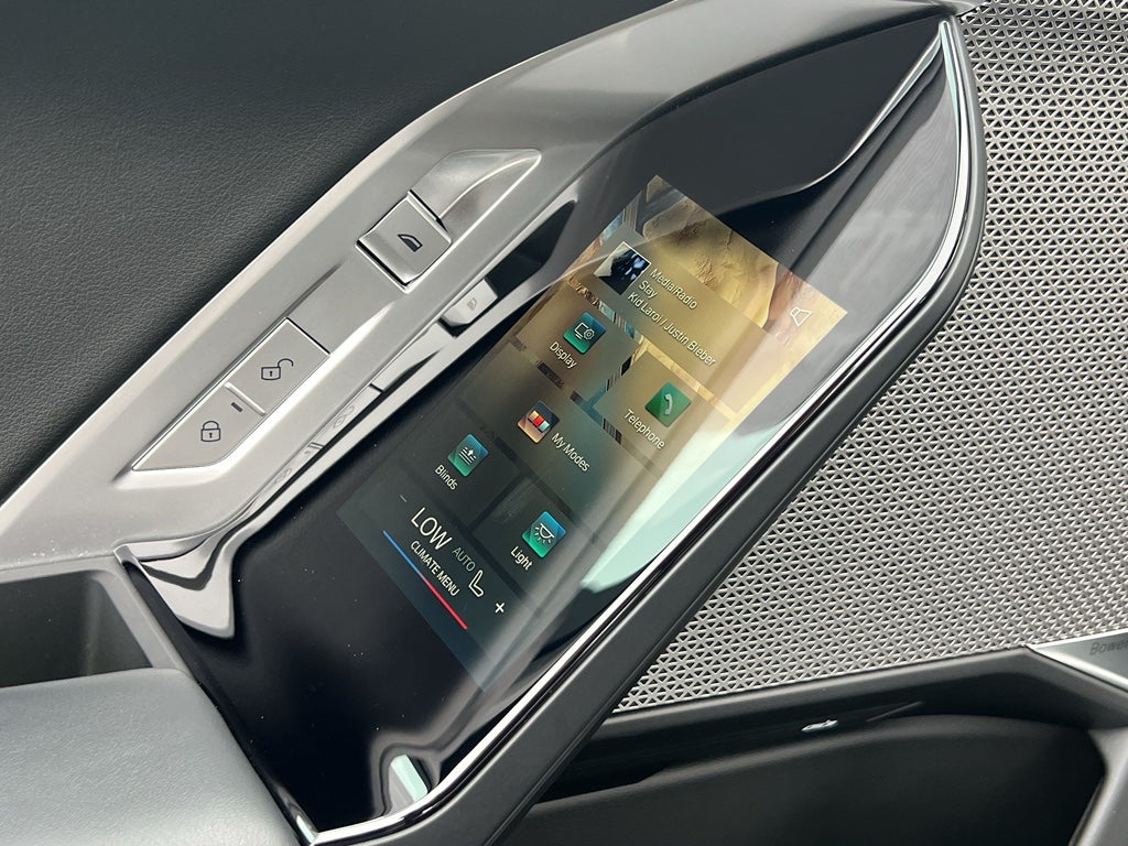 2023 BMW 7 Series 760i xDrive