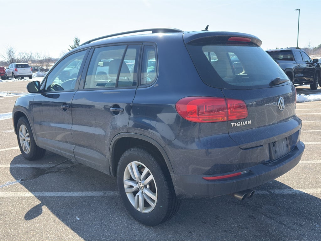 2016 Volkswagen Tiguan S