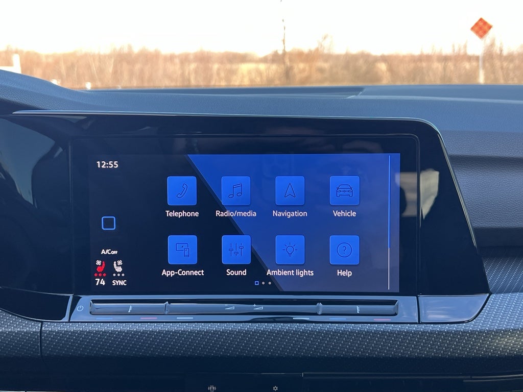 2023 Volkswagen Golf R BASE