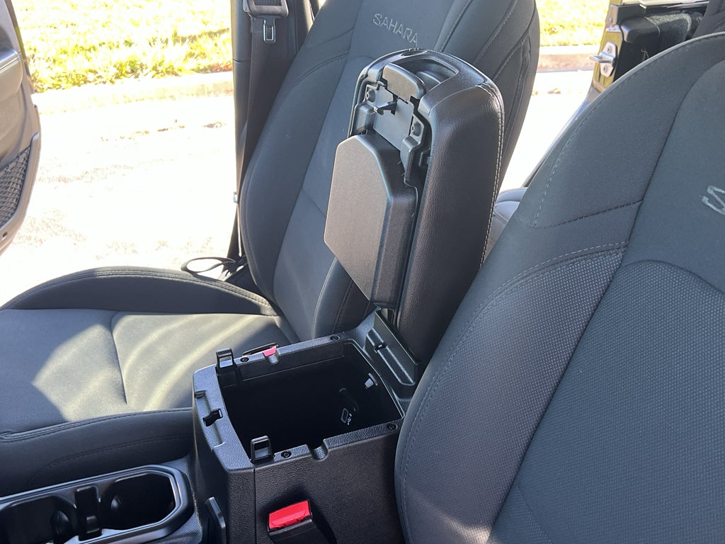 2021 Jeep Wrangler Unlimited Sahara Ninja Edition