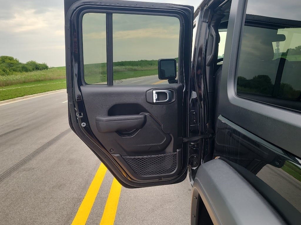 2026 Jeep Wrangler Sport S Black Anaconda