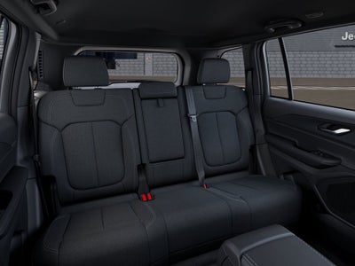 2026 Jeep Grand Cherokee Laredo Thunderdome V6 Power