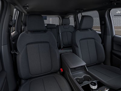 2026 Jeep Grand Cherokee Laredo Thunderdome V6 Power