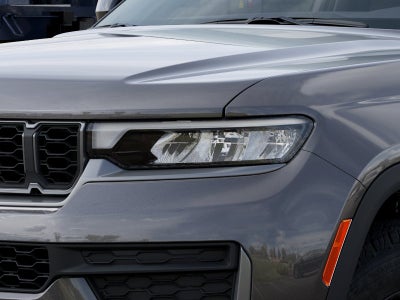 2026 Jeep Grand Cherokee Laredo Altitude Tow Pkg