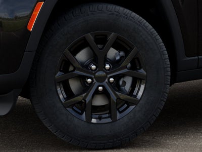 2026 Jeep Grand Cherokee Laredo Altitude