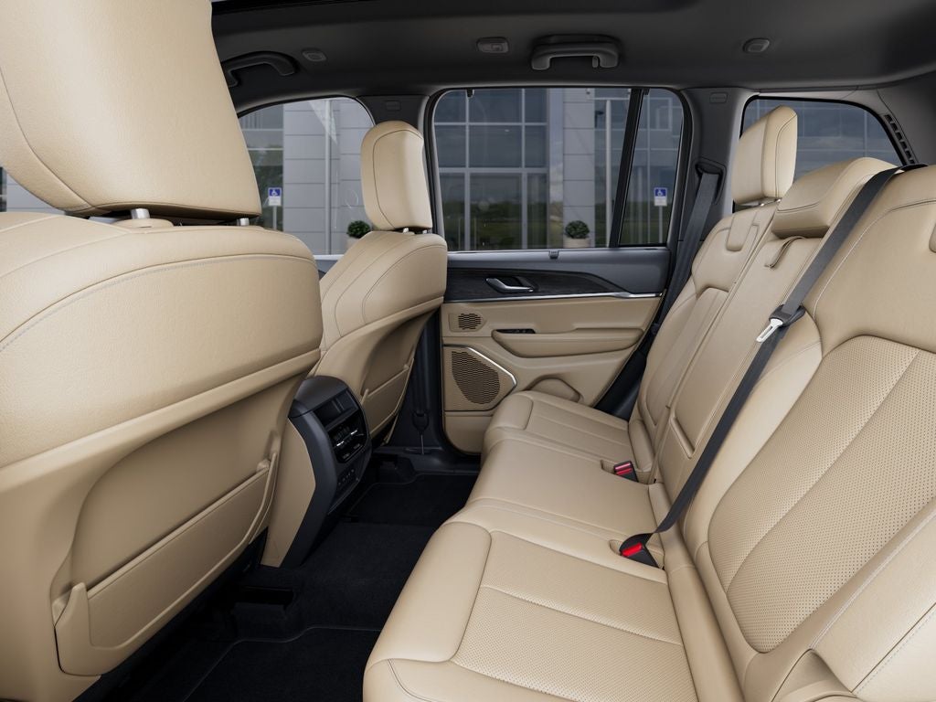 2026 Jeep Grand Cherokee Limited Luxury Tech