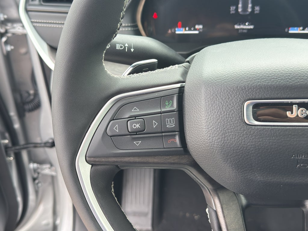 2026 Jeep Grand Cherokee Limited Luxury Tech
