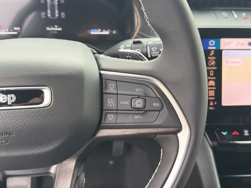2026 Jeep Grand Cherokee Limited Luxury Tech