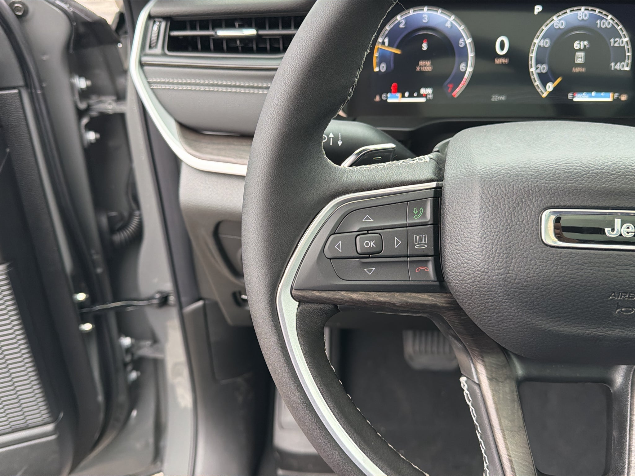 2027 Jeep Grand Cherokee Limited
