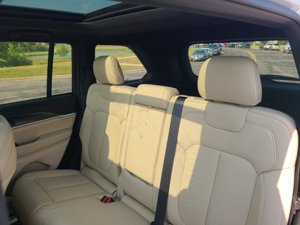 2026 Jeep Grand Cherokee Limited Luxury Tech