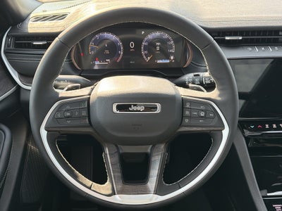2027 Jeep Grand Cherokee Limited