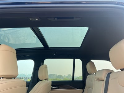2026 Jeep Grand Cherokee Limited Luxury Tech