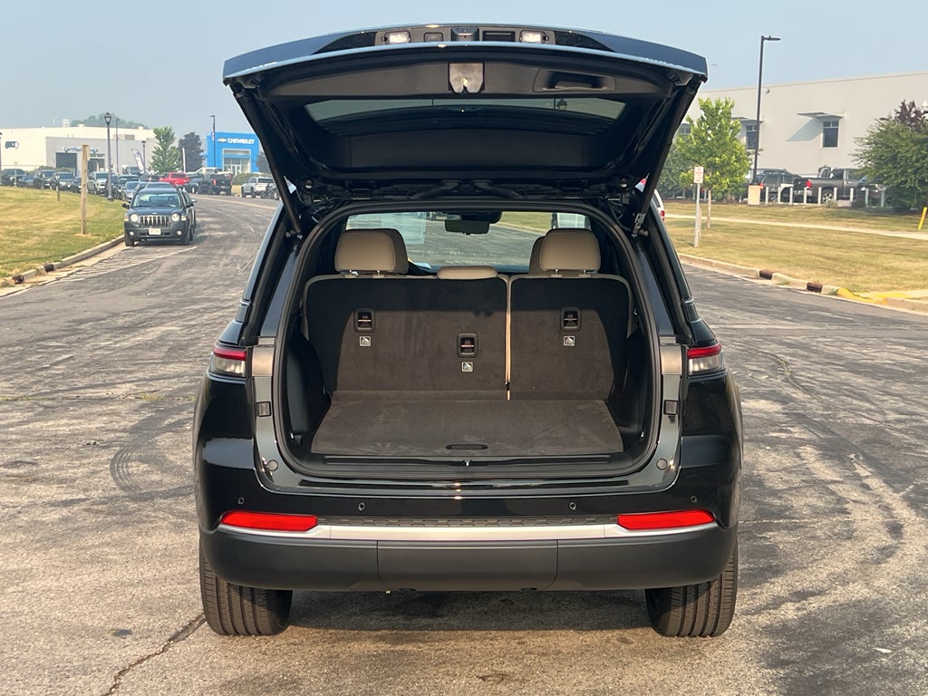 2026 Jeep Grand Cherokee Limited Luxury Tech
