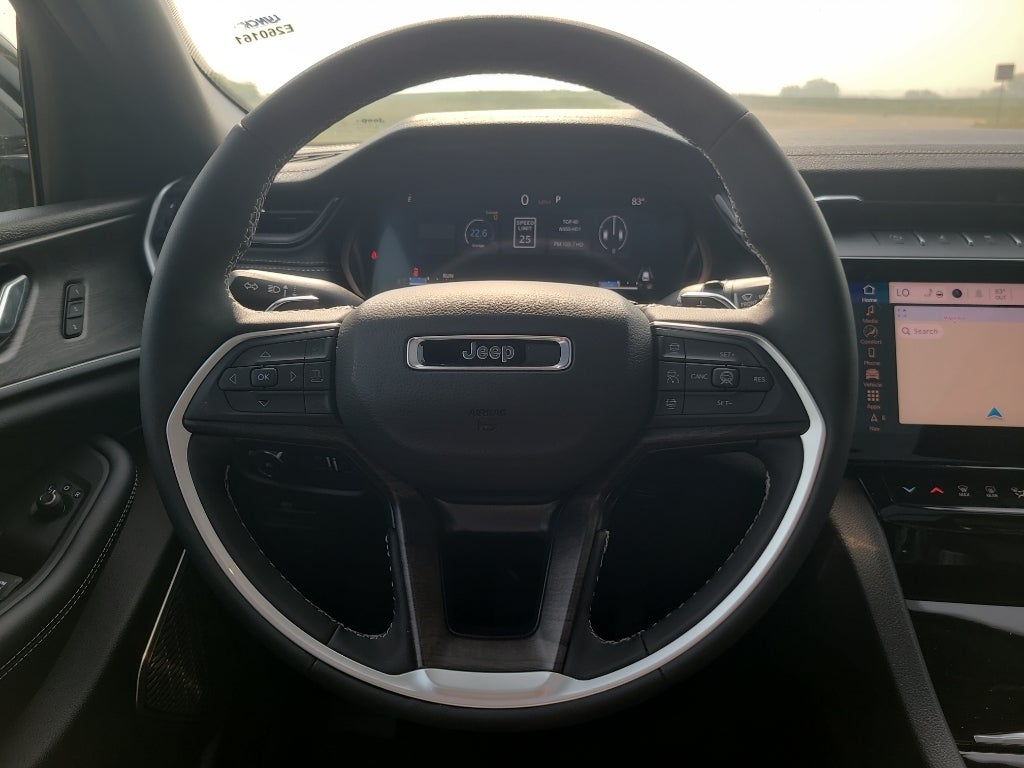 2026 Jeep Grand Cherokee Limited Luxury Tech
