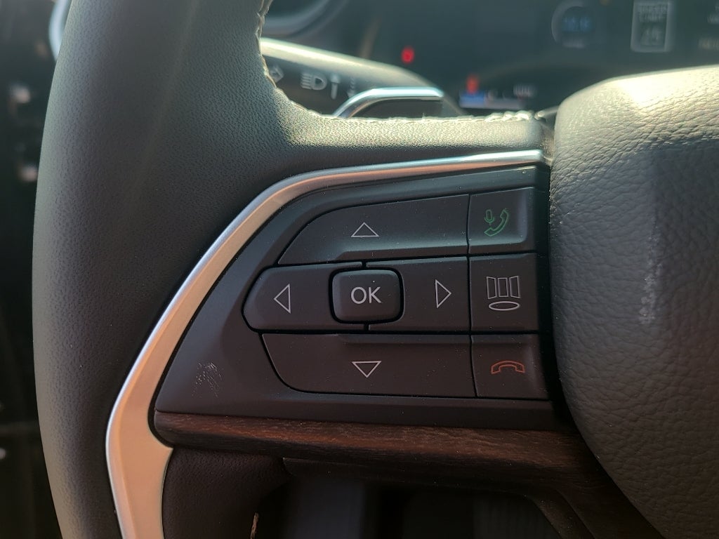 2026 Jeep Grand Cherokee Limited Luxury Tech