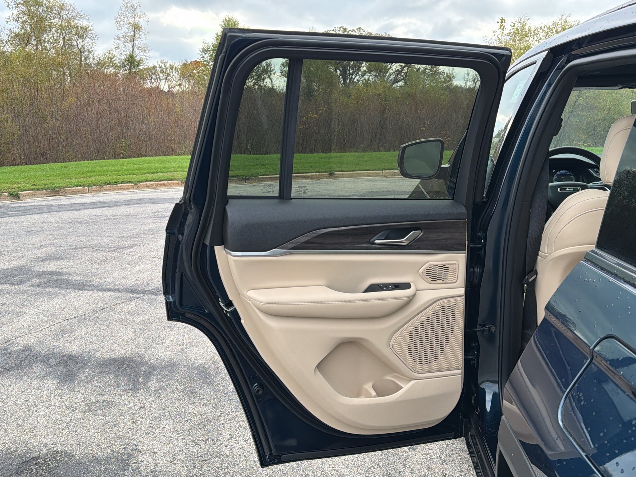 2027 Jeep Grand Cherokee Limited