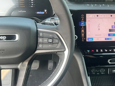 2026 Jeep Grand Cherokee Limited Luxury Tech