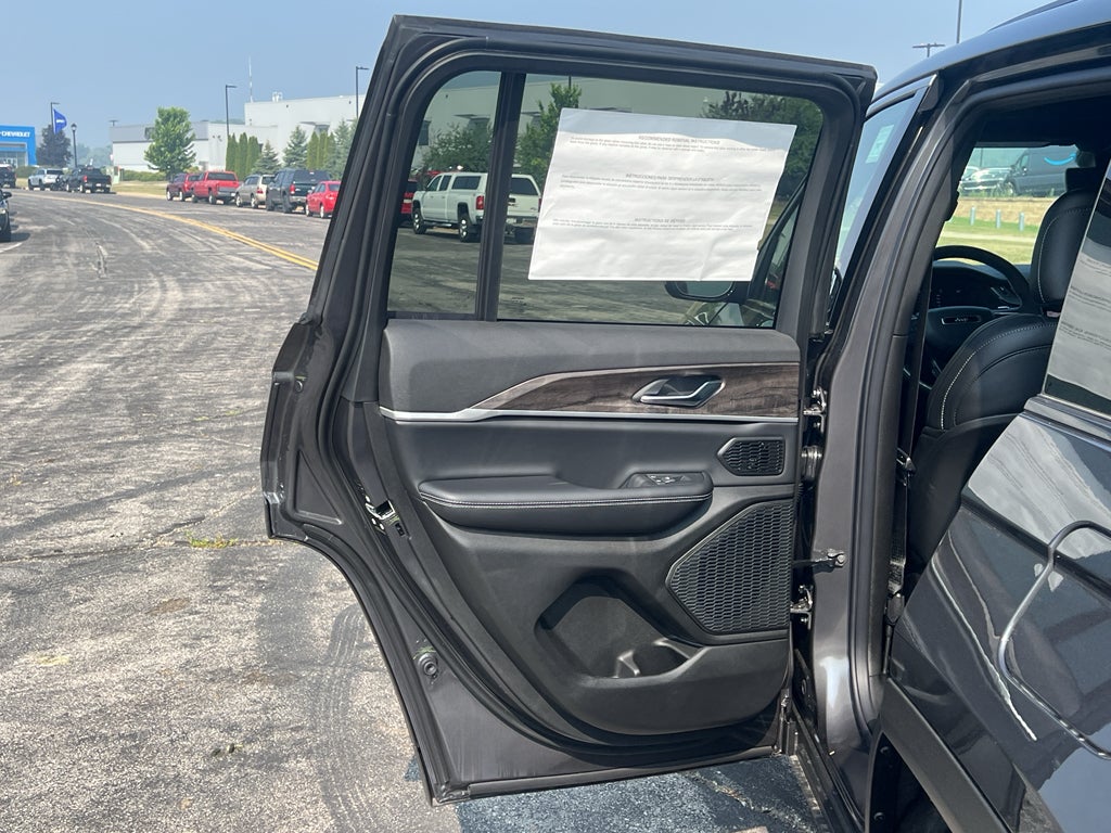 2026 Jeep Grand Cherokee Limited Luxury Tech