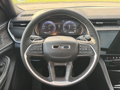 2027 Jeep Grand Cherokee Limited Altitude