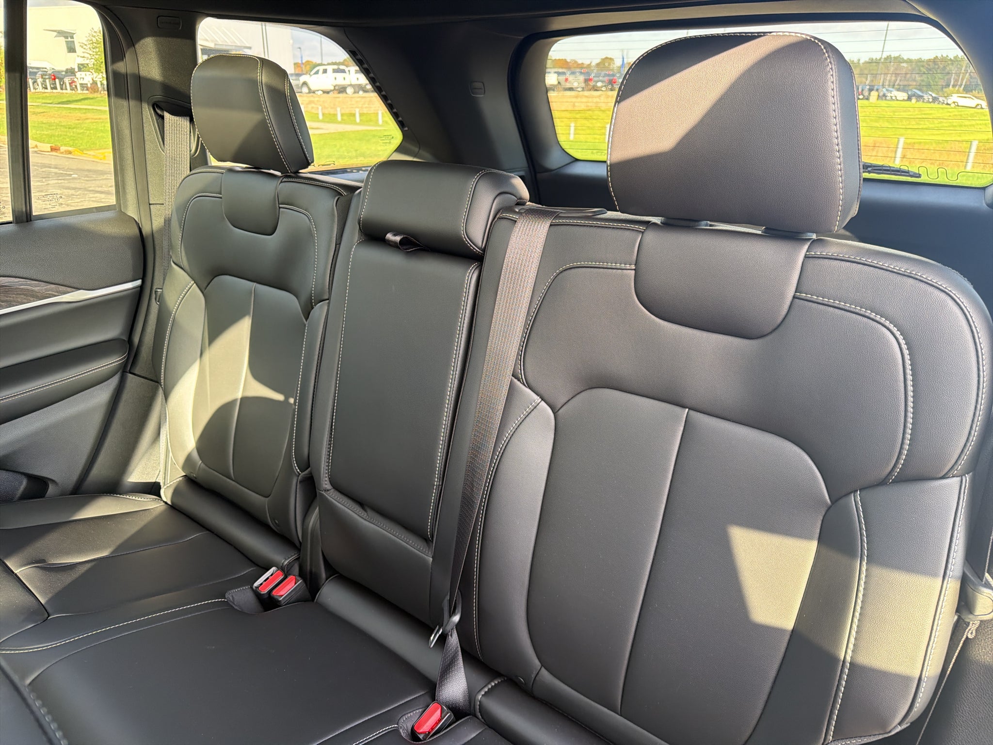 2027 Jeep Grand Cherokee Limited Altitude